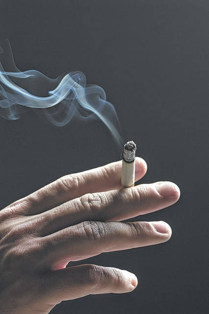 smoking tobacco leaves vs cigarettes Cigars vs Cigarettes: Risks, Rewards & Historical References – Case Elegance