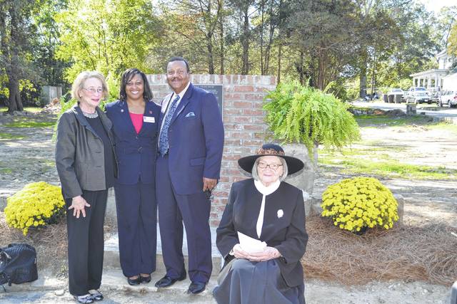 <p>Pictured from the Newberry College installation of the historic plaque in 2016, Dr. Peggy Winder, Director of Diversity Affairs and coordinator of Dufford Diversity and Inclusion Week at Newberry College, joined Dr. and Mrs. Grant and Mrs. Perry in celebration the dedication of the Grant House historical marker.</p>