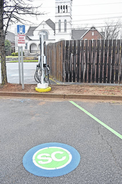 126659067_web1_DSC_0801
The charging station is marked with the standard signage and pavement markings of the Plug in SC standards.
Elyssa Haven | For The Newberry Observer