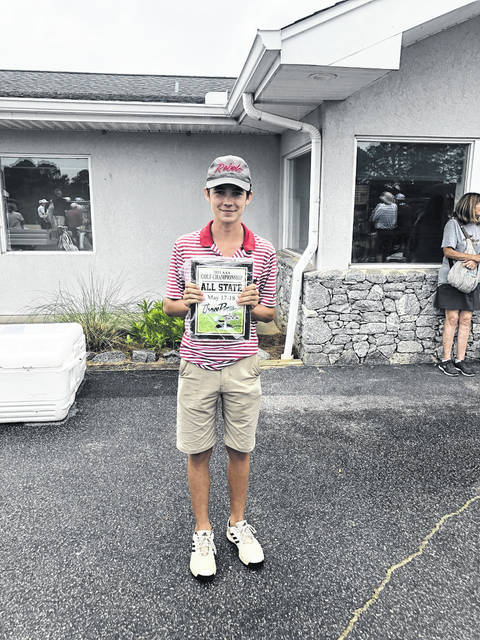 The team was led by junior Luke Hammond who shot 73, 76 to finish top 10 and earn All-State honors.