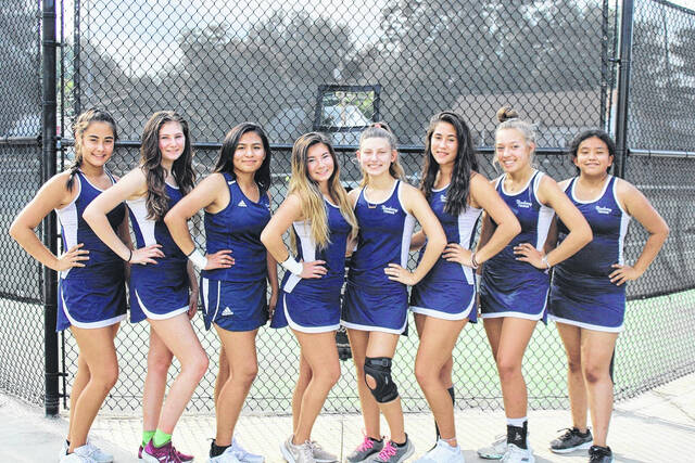 127801727_web1_Tennis-pic
Members of the Bulldog tennis team (left to right): Elizabeth Yi, Kaley Laprise, Jessica Hernandez, Paeton Radford, Laura Mohler, Abigail Yi, Kenzie Long, and Sarah Gonzalez Cruz.
Courtesy Photo