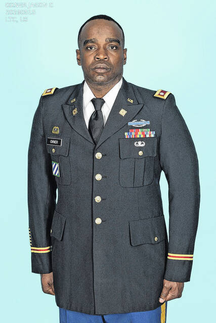 130242425_web1_Oxner-DA-PHOTO-15MAY-2023