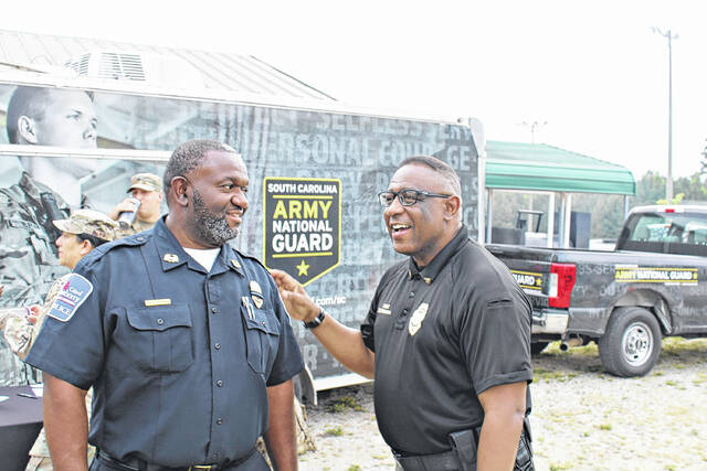 130737279_web1_IMG_3050
During the Prosperity Police Departments annual community giveback and National Night Out event, a number a vendors will be set up offering face painting, games, bounce houses and more.
File photo