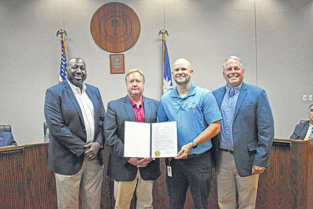 131646371_web1_thumbnail_7-8-25EDIT
From left to right: Mayor Pro Tem Lemont Glasgow, City Manager Jason Taylor, Parks Recreation and Tourism Director Collin Shealy, and Mayor Foster Senn. (Courtesy photo).