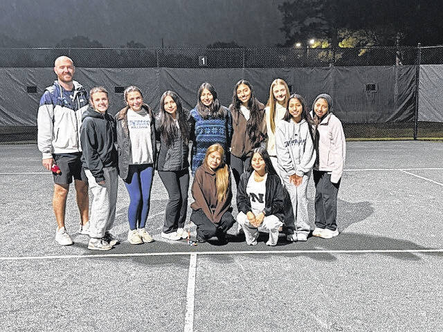 131902615_web1_IMG_5535
Courtesy of NHS Athletics