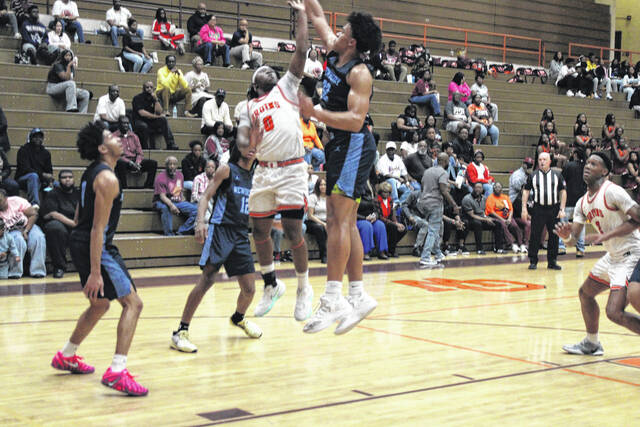 132159632_web1_IMG_3322
Greg Hollis | ghollis@newberryobserver.com