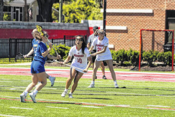 Wolves women’s lacrosse run past Wasps in dominant win