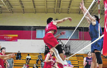 Nieves, Anderson lead Wolves men’s volleyball in loss to Catawba