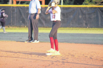 Lady Rebels dismantle Columbia to remain atop of the region standings