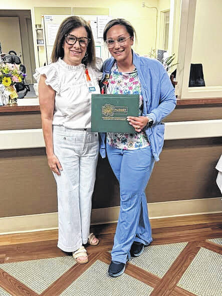 Jennie Jackson, RN, BSN was recently named the latest recipient of the DAISY Award, which highlights nurses who go above and beyond to provide compassionate care to patients every day.
                                 Courtesy photos
