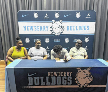 Dewalt signs with Newberry College after standout senior season with Bulldogs